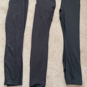 Selling all 3 black pairs each are originally $118. All three together $130.